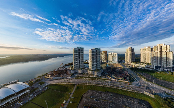 Waterfront Vacation Experience at Southern Marina Residences